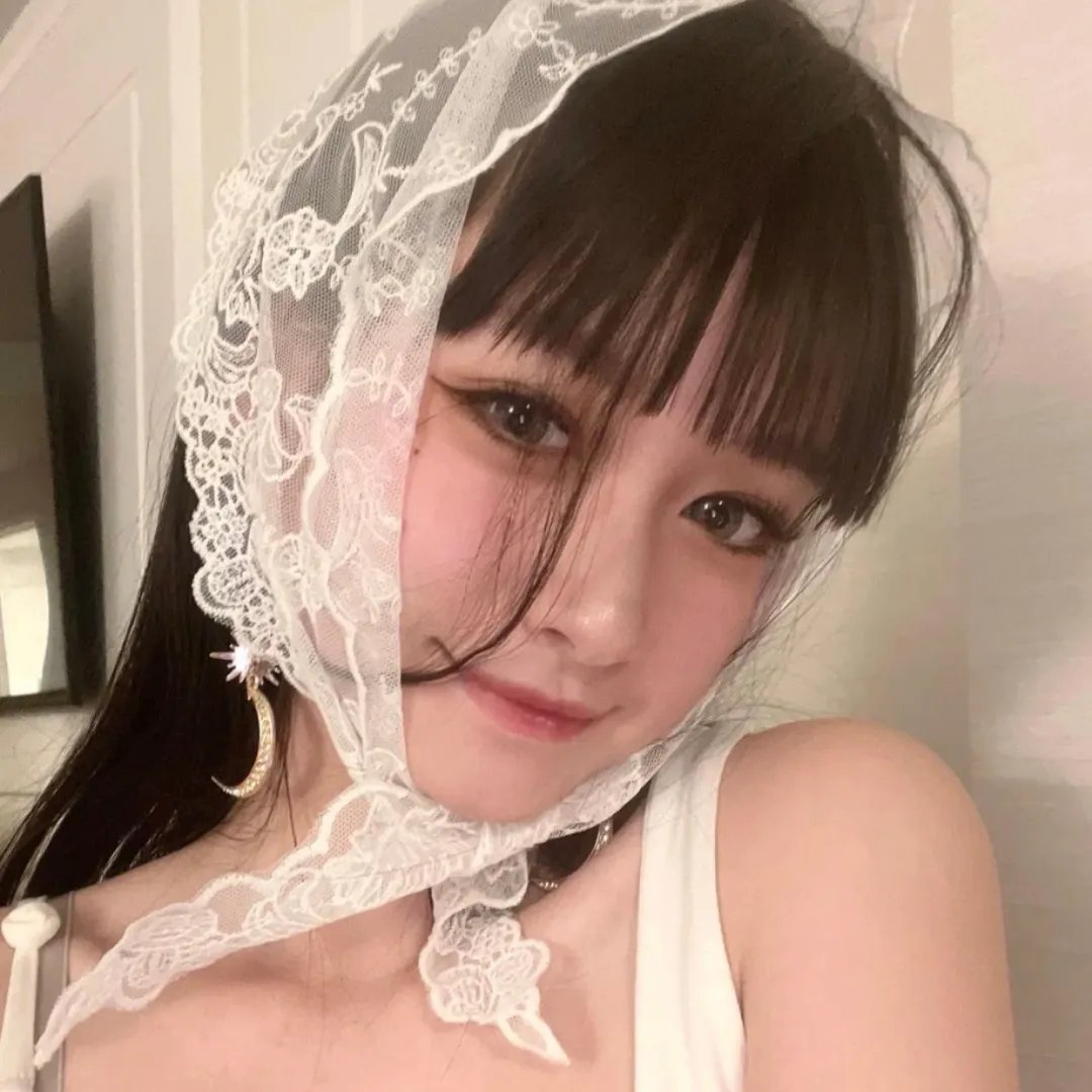 蜜丝炸弹 在线观看封面